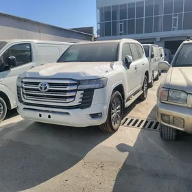 Toyota Land Cruiser 2025