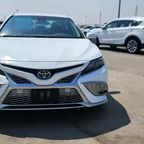Toyota Camry 2023