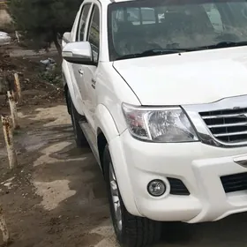Toyota Hilux 2012