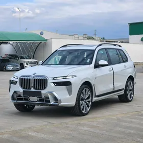 BMW X7 2024