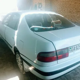 Toyota Corona 1995