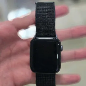 Apple watch 4 Nike