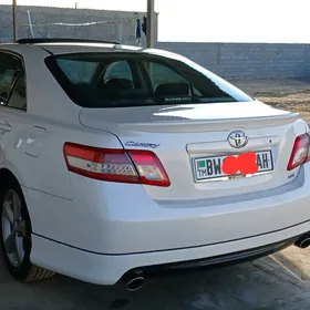 Toyota Camry 2010