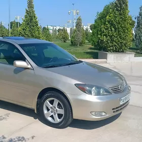 Toyota Camry 2004