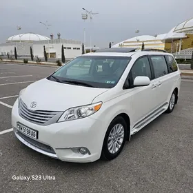 Toyota Sienna 2017
