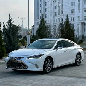 Lexus ES 350 2021