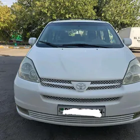 Toyota Sienna 2004