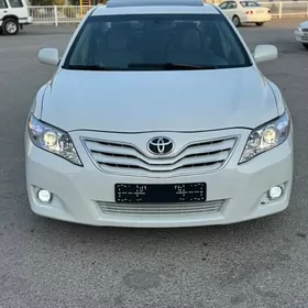 Toyota Camry 2011
