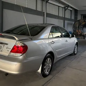 Toyota Camry 2005