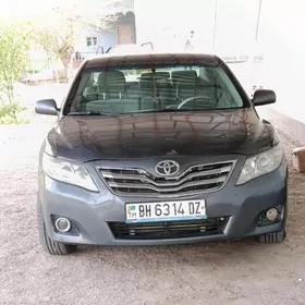 Toyota Camry 2010