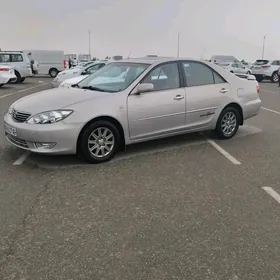 Toyota Camry 2004