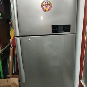 холодильник LG
