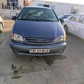 Toyota Sienna 2001