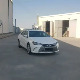 Toyota Camry 2016