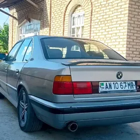 BMW 525 1988