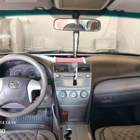 Toyota Camry 2010