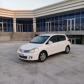 Nissan Versa 2009