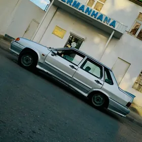 Lada 2115 2004