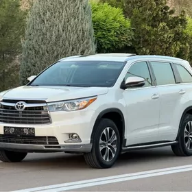 Toyota Highlander 2016