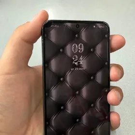 Samsung S22 8/128