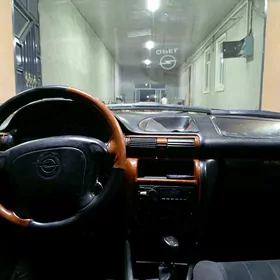 Opel Astra 1996