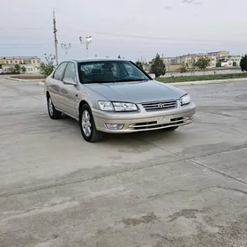 Toyota Camry 2000