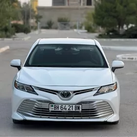 Toyota Camry 2020
