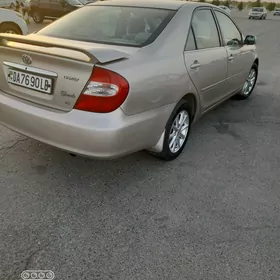 Toyota Camry 2004