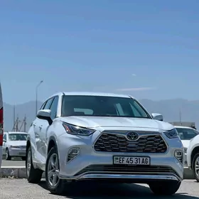 Toyota Highlander 2020