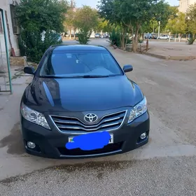Toyota Camry 2010