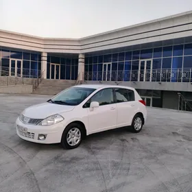 Nissan Versa 2010