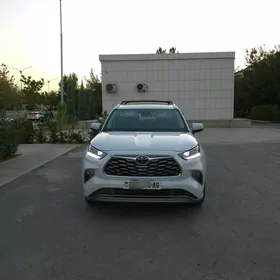 Toyota Highlander 2023