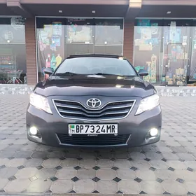 Toyota Camry 2010