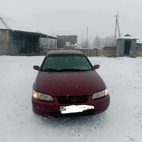 Toyota Camry 1997