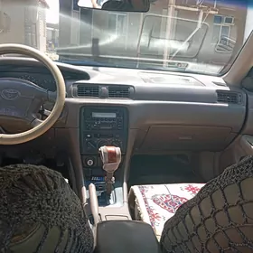 Toyota Camry 1998