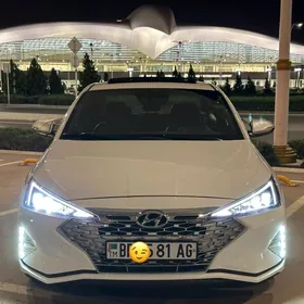 Hyundai Elantra 2020