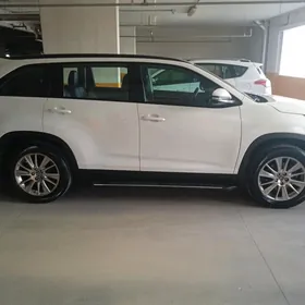 Toyota Highlander 2019