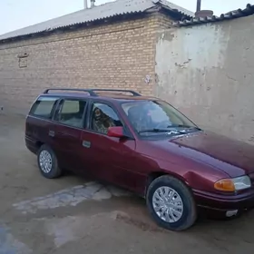 Opel Astra 1992