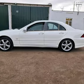 Mercedes-Benz C320 2002
