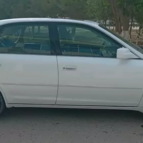 Toyota Avalon 2000