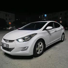 Hyundai Elantra 2012
