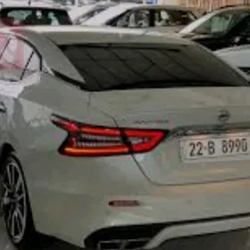Nissan Maxima 2020