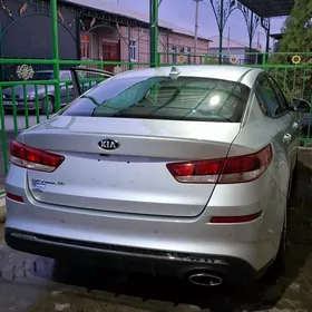 Kia Optima 2019