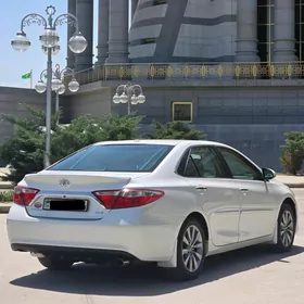 Toyota Camry 2017