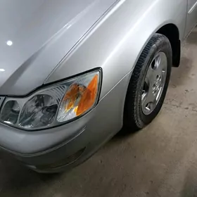 Toyota Avalon 2004