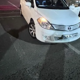 Nissan Versa 2010