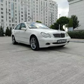 Mercedes-Benz C320 2001