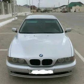 BMW E39 2000