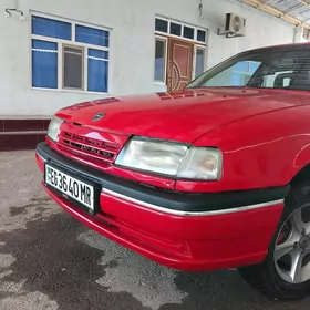 Opel Vectra 1990