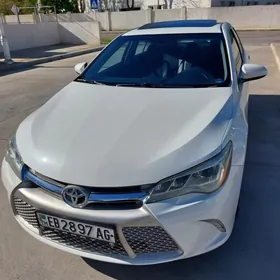 Toyota Camry 2017